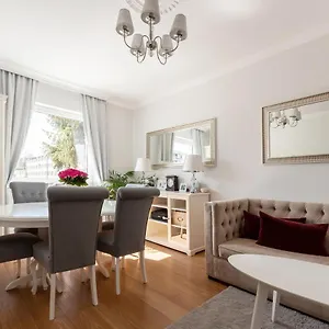  Апартаменты Elegant Near Old Town - Free Parking Польша